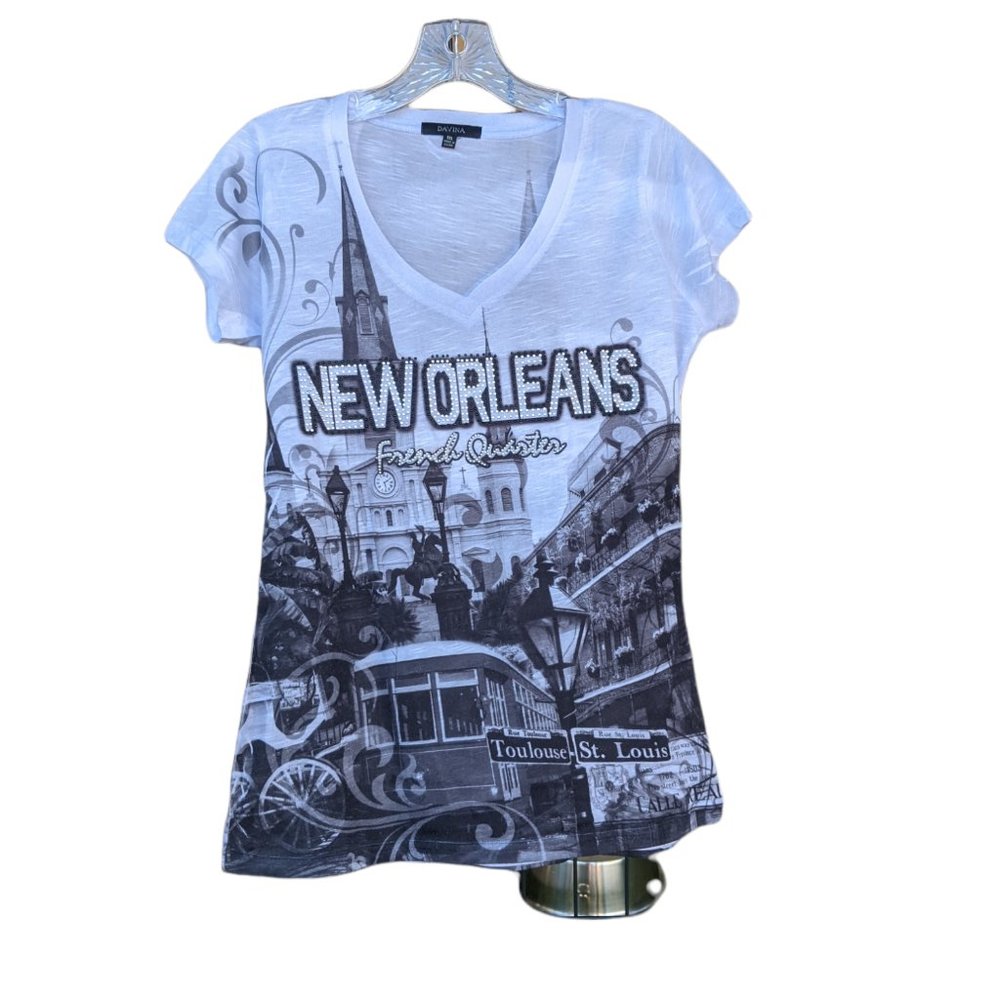 Davina Embellished New Orleans French Quarter Short Sleeve V-Neck Tee Shirt XL